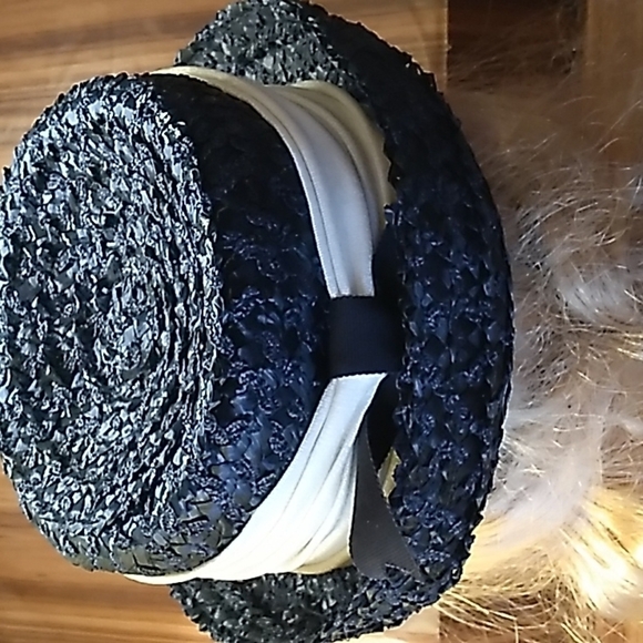 Vintage womans black cream hat union made in USA Kentucky Derby - Picture 3 of 5